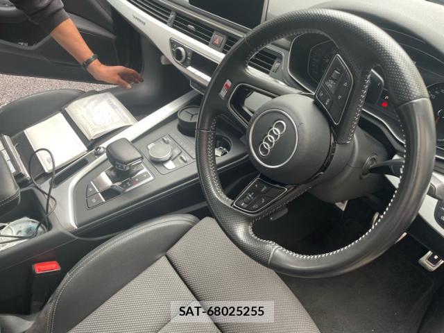 Audi A4 2016-12 8816274-16