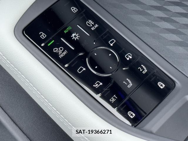 Audi A5 2025-07 8815110-13