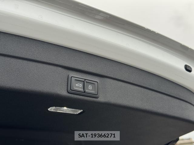Audi A5 2025-07 8815110-16