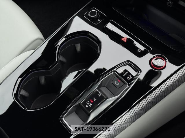 Audi A5 2025-07 8815110-8