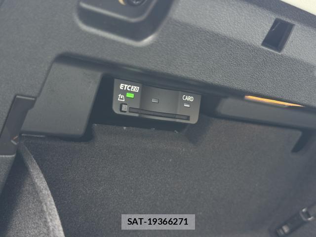 Audi A5 2025-07 8815110-9