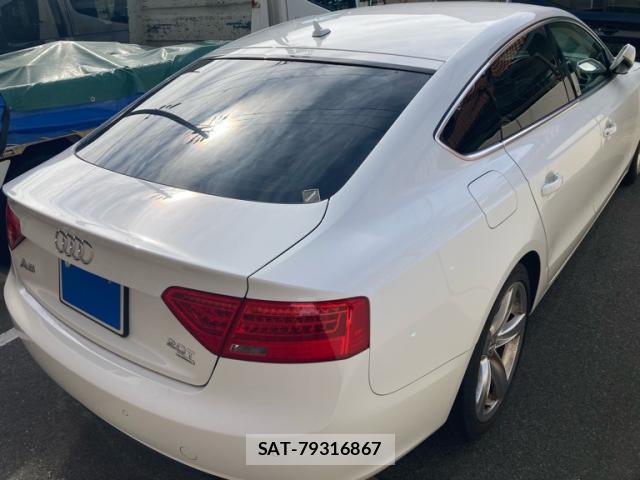 Audi A5 2012-07 8813869-1