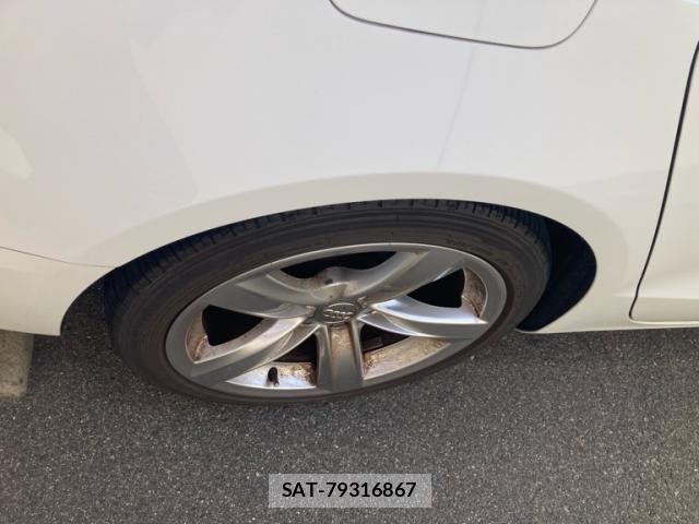 Audi A5 2012-07 8813869-12