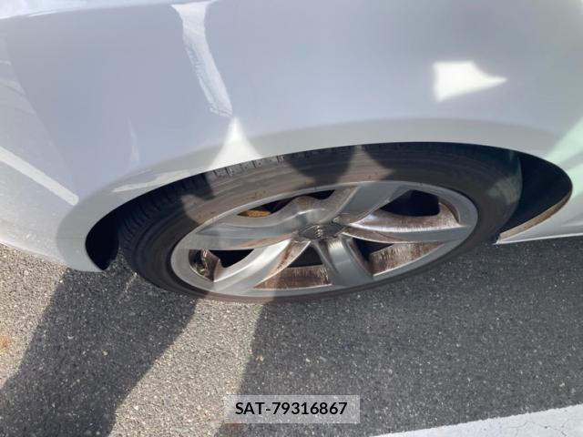 Audi A5 2012-07 8813869-2