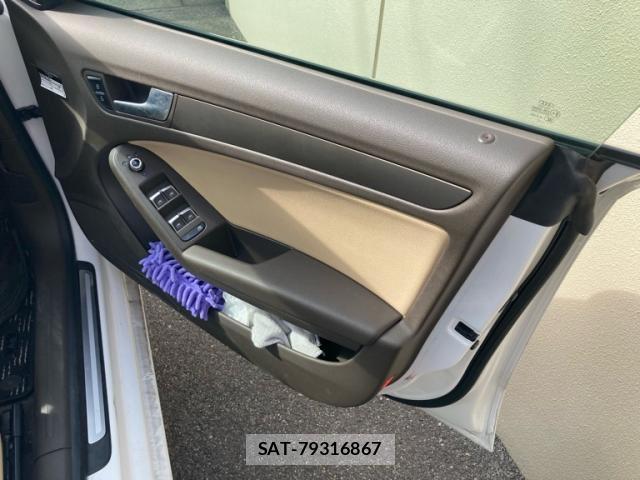 Audi A5 2012-07 8813869-5