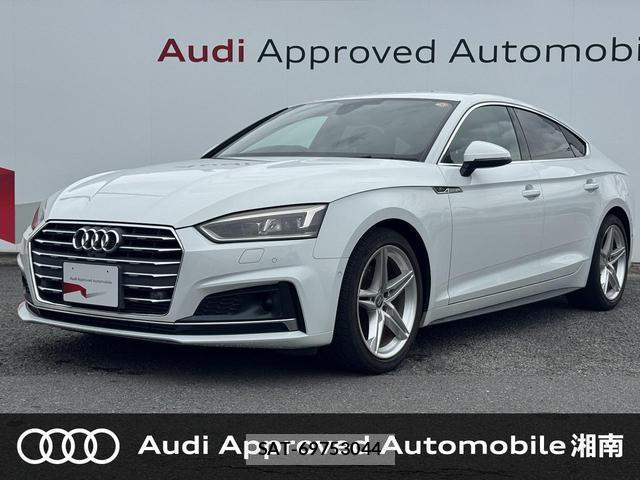 Audi A5 2017-09 8815611-0