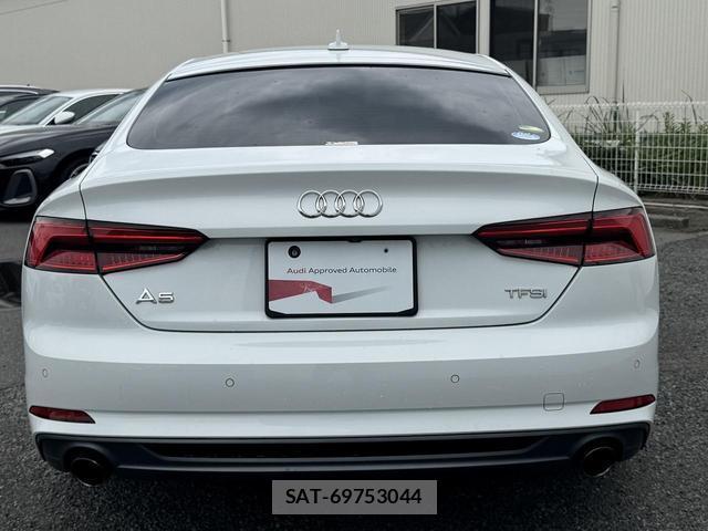 Audi A5 2017-09 8815611-18