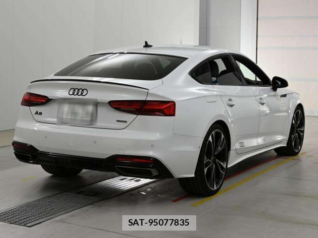 Audi A5 2023-12 8817331-1