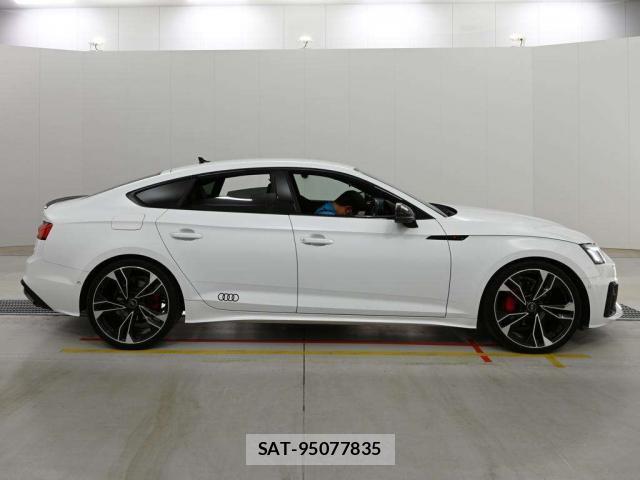 Audi A5 2023-12 8817331-11