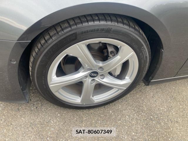 Audi A6 2022-06 8814179-5