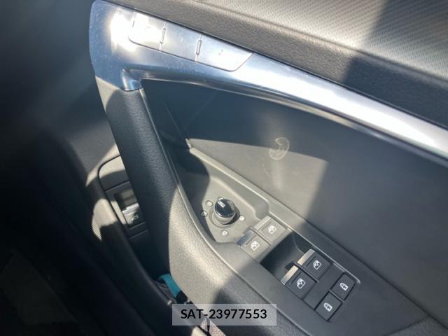 Audi A7 2020-04 8812423-8