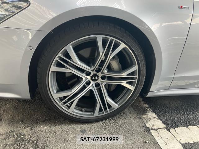 Audi A7 2022-03 8813110-2