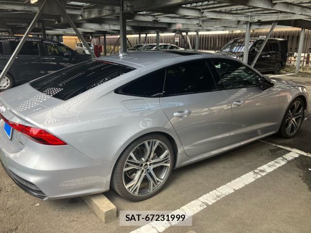 Audi A7 2022-03 8813110-4