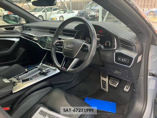 Audi A7 2022-03 8813110-5