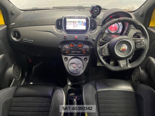 Abarth 595 2018-02 8812441-1