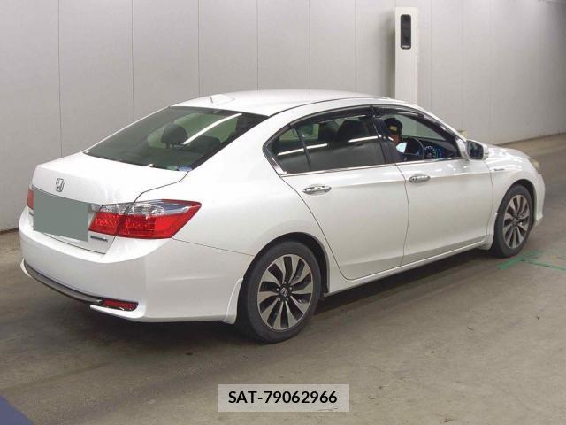Honda ACCORD HYBRID 2016-01 8814959-1