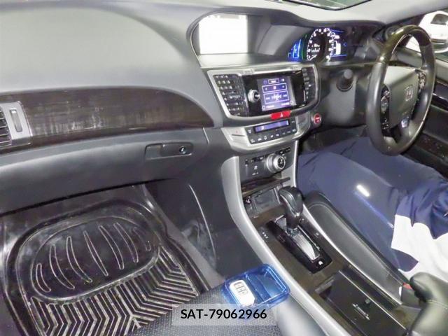 Honda ACCORD HYBRID 2016-01 8814959-2