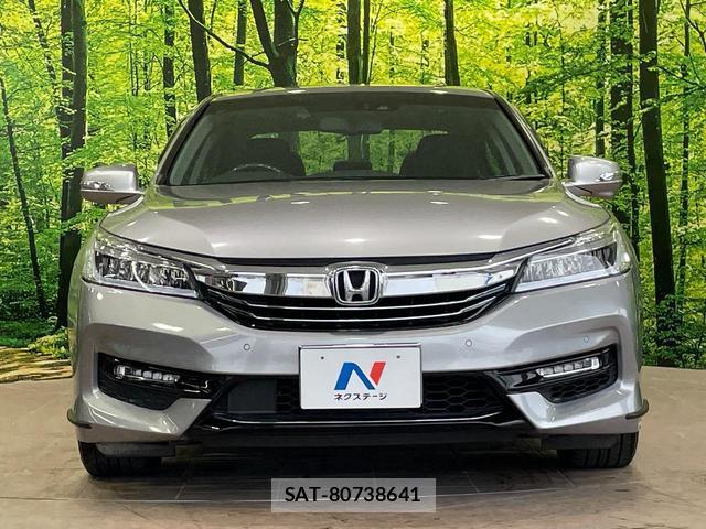 Honda ACCORD HYBRID 2019-02 8817758-13