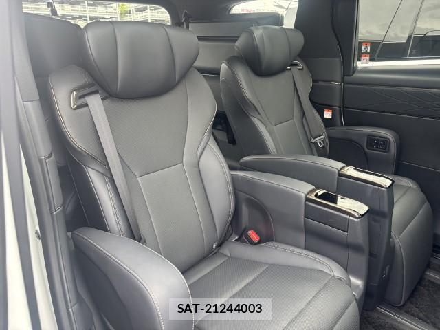 Toyota ALPHARD HYBRID 2023-08 8812708-8