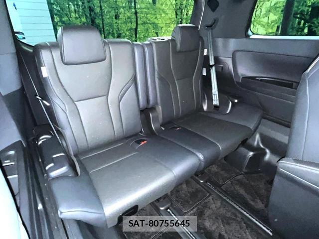 Toyota ALPHARD HYBRID 2023-09 8812860-9