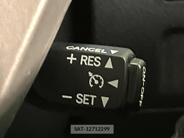 Toyota ALPHARD HYBRID 2013-12 8812877-6