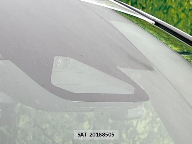 Toyota ALPHARD HYBRID 2023-08 8814003-6