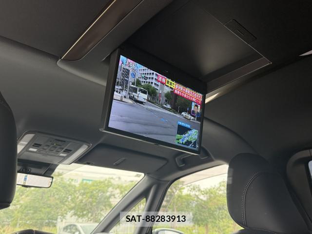 Toyota ALPHARD HYBRID 2025-07 8814053-19