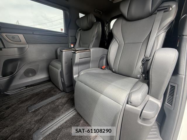 Toyota ALPHARD HYBRID 2024-01 8814054-6