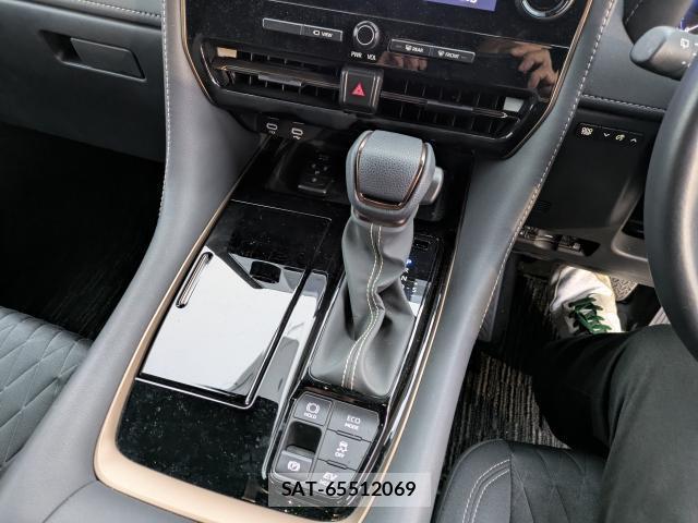 Toyota ALPHARD HYBRID 2025-07 8815167-13