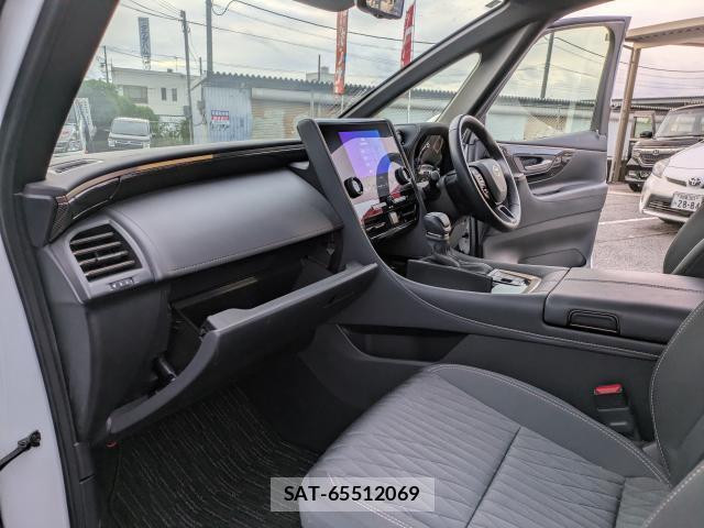 Toyota ALPHARD HYBRID 2025-07 8815167-2