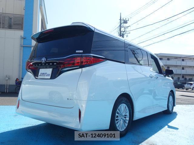 Toyota ALPHARD HYBRID 2026-08 8815303-11