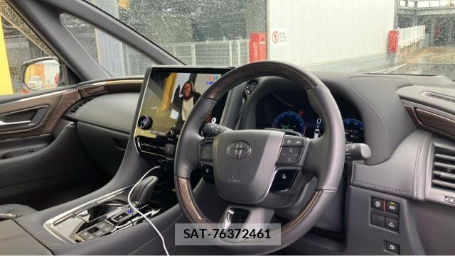 Toyota ALPHARD HYBRID 2025-05 8815463-2