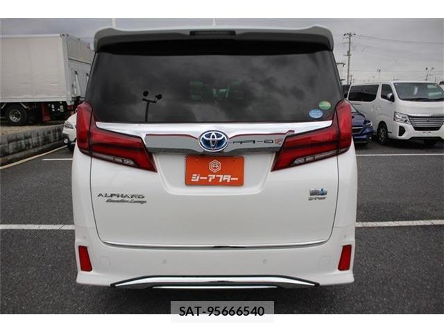 Toyota ALPHARD HYBRID 2020-04 8815685-14