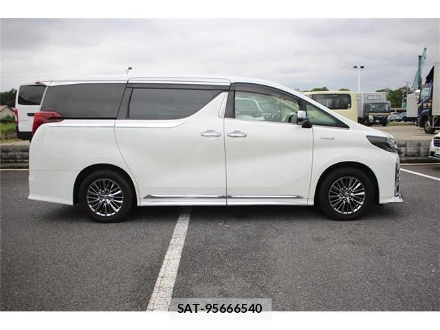 Toyota ALPHARD HYBRID 2020-04 8815685-16
