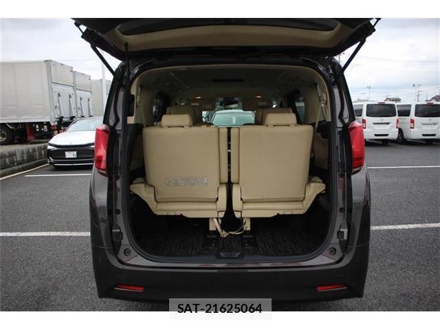 Toyota ALPHARD HYBRID 2020-01 8815687-19