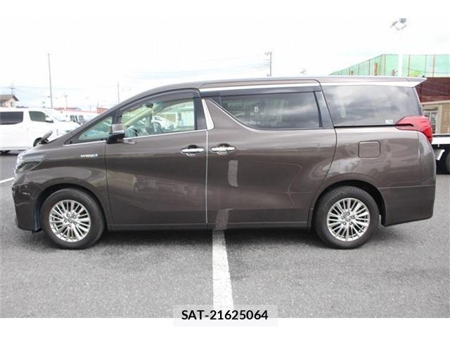 Toyota ALPHARD HYBRID 2020-01 8815687-6