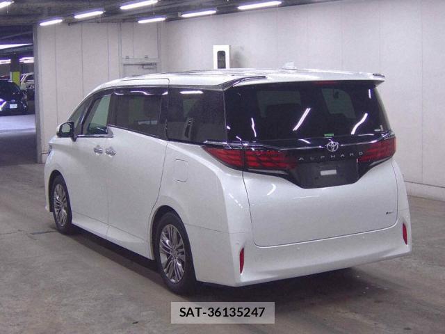 Toyota ALPHARD HYBRID 2023-11 8816040-1