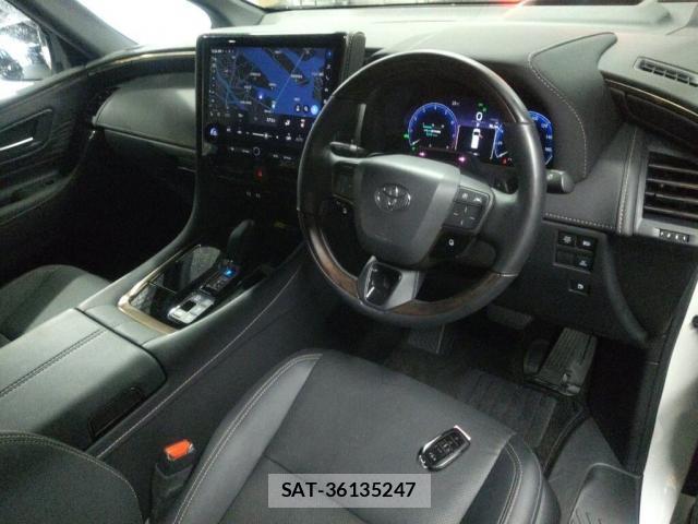 Toyota ALPHARD HYBRID 2023-11 8816040-2
