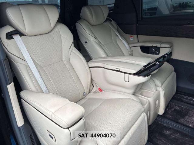 Toyota ALPHARD HYBRID 2024-11 8816174-8
