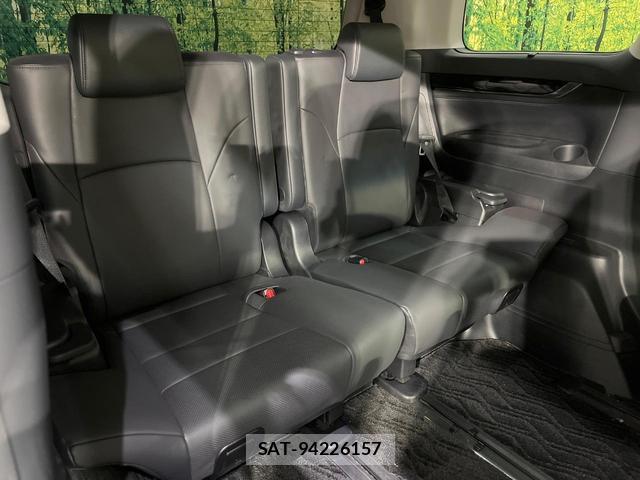 Toyota ALPHARD HYBRID 2018-11 8816468-9