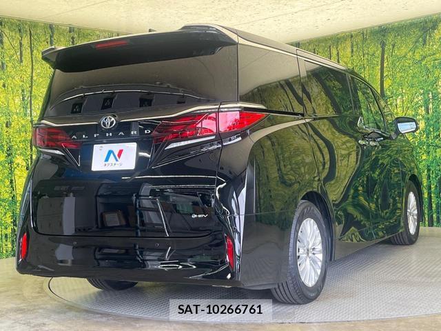 Toyota ALPHARD HYBRID 2026-02 8817511-17