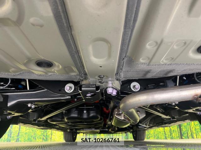 Toyota ALPHARD HYBRID 2026-02 8817511-19