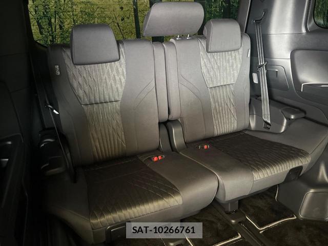 Toyota ALPHARD HYBRID 2026-02 8817511-9