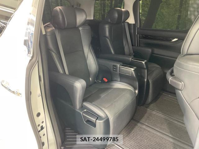 Toyota ALPHARD 2023-05 8812253-9