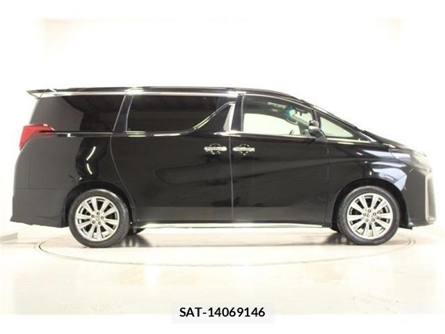 Toyota ALPHARD 2021-07 8812294-12
