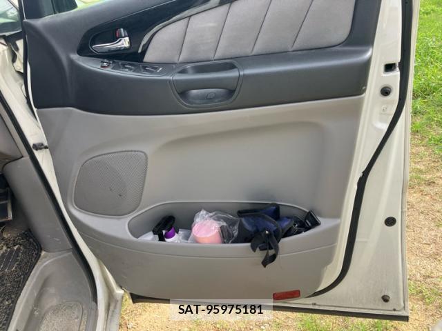 Toyota ALPHARD 2006-08 8812437-8