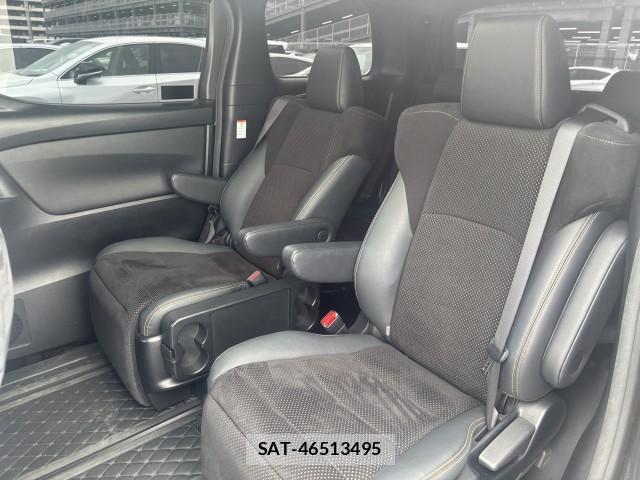 Toyota ALPHARD 2020-11 8812702-5