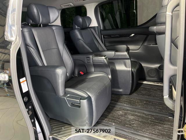 Toyota ALPHARD 2018-04 8812767-8