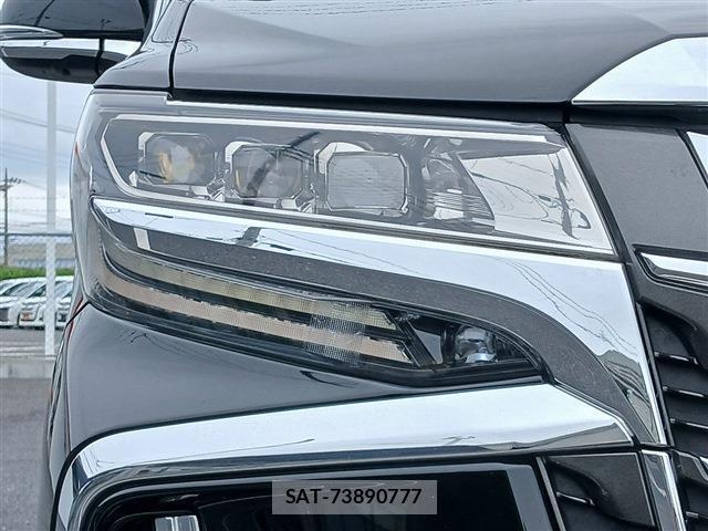 Toyota ALPHARD 2019-04 8812817-10