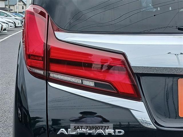 Toyota ALPHARD 2019-04 8812817-14